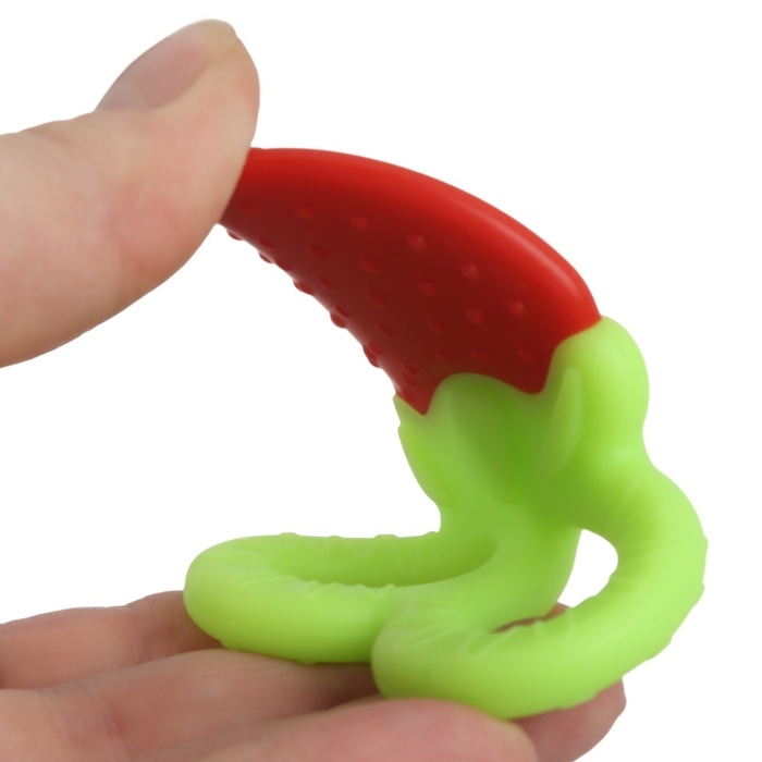 Прорезыватель силиконовый &laquo;Клубничка&raquo;, Крошка Я