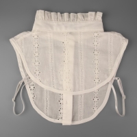 Воротник ложный стойка, ажурный, диаметр горловины = 46 см, 33 &times; 25,5 см, цвет айвори