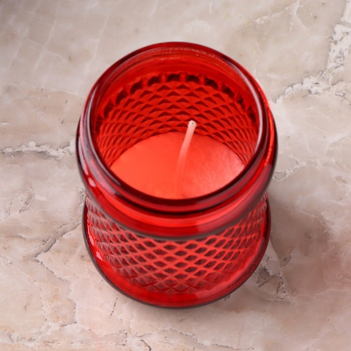 Свеча парафиновая поминальная в стеклянном подсвечнике, 11х7 см, красная