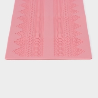 Коврик для айсинга Доляна &laquo;Кружево&raquo;, силикон, 38,7&times;16,5 см, цвет розовый