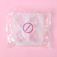 Молд Доляна &laquo;Лапки&raquo;, силикон, 9,5&times;9&times;2,5 см, ячейка 4&times;4 см, цвет белый