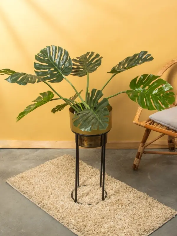 Кашпо на подставке &laquo;Золото Скифов&raquo;, 28&times;28&times;74 см, железо