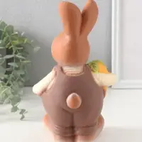 Фигурка (гипс) Кролик-фермер Кофе шоколад, 20,5х12х11 см