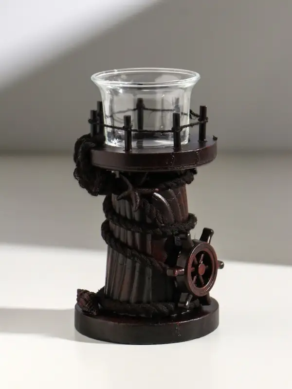 Подсвечник дерево, стекло на 1 свечу "Маяк и штурвал" 8,5х8,5х15,5 см