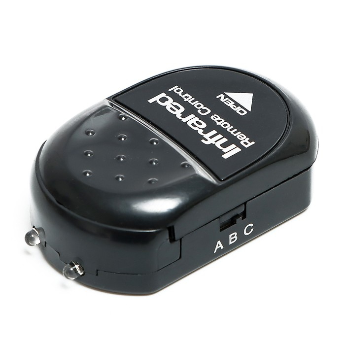 Жук радиоуправляемый &laquo;Таракан&raquo;, работает от батареек, свет