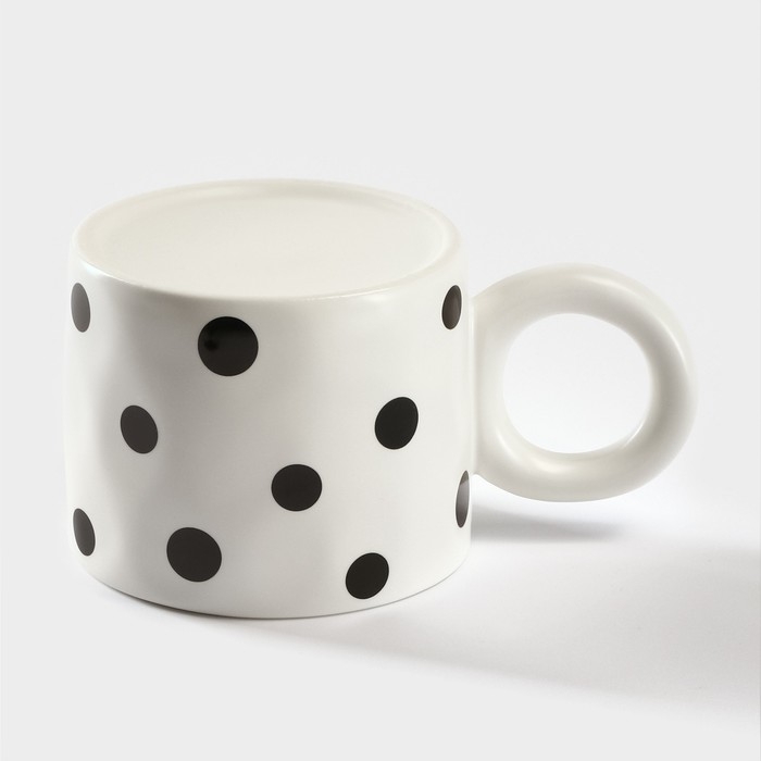 Кружка керамическая с силиконовой крышкой &laquo;Мяу&raquo;, 350 мл, цвет белый и чёрный