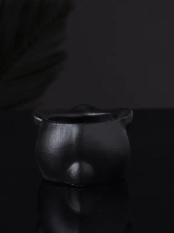 Подсвечник "Заяц" 9х6х4 см, черный