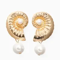 Серьги жемчуг "Ракушка", цвет белый в золоте