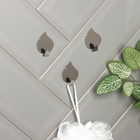 Крючки самоклеящиеся SAVANNA &laquo;Листики&raquo;, 3 шт, металл, 4&times;3&times;1,5 см