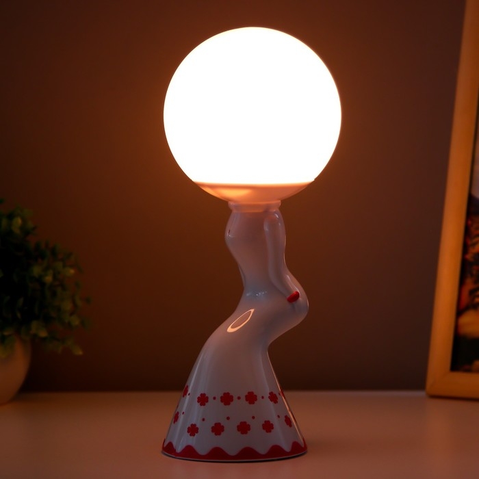 Светильник "Силуэт" LED 3Вт 3000К белый 7,5х7,5х25 см RISALUX