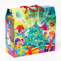 Новый год. Подарочная коробка новогодняя Фиеста металлизация 23 х 10 х 22 см.