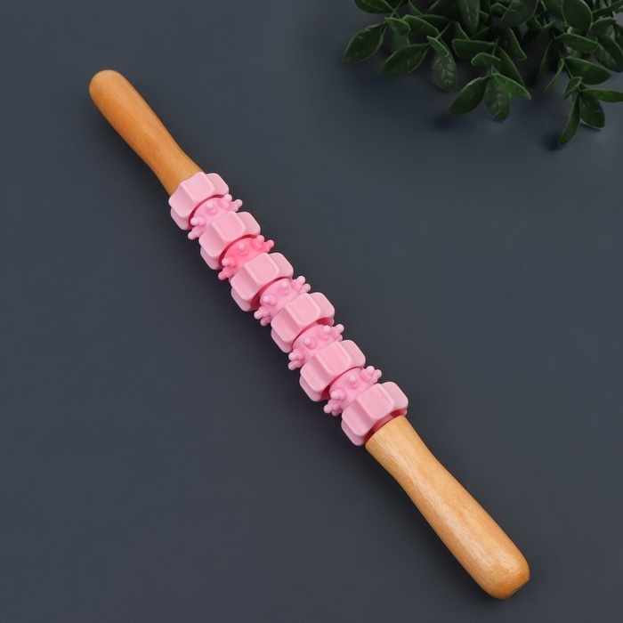 Массажёр &laquo;Скалка&raquo;, универсальный, 37,5 &times; 4 см, деревянный, 11 колёс, цвет розовый
