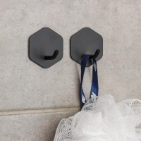 Крючки самоклеящиеся St&ouml;lz &laquo;Шестиугольник&raquo;, 2 шт, цвет чёрный