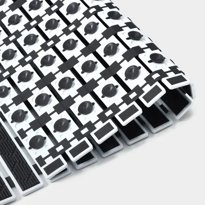 Коврик противоскользящий в ванну на присосках SAVANNA, 40&times;68 см, цвет чёрный