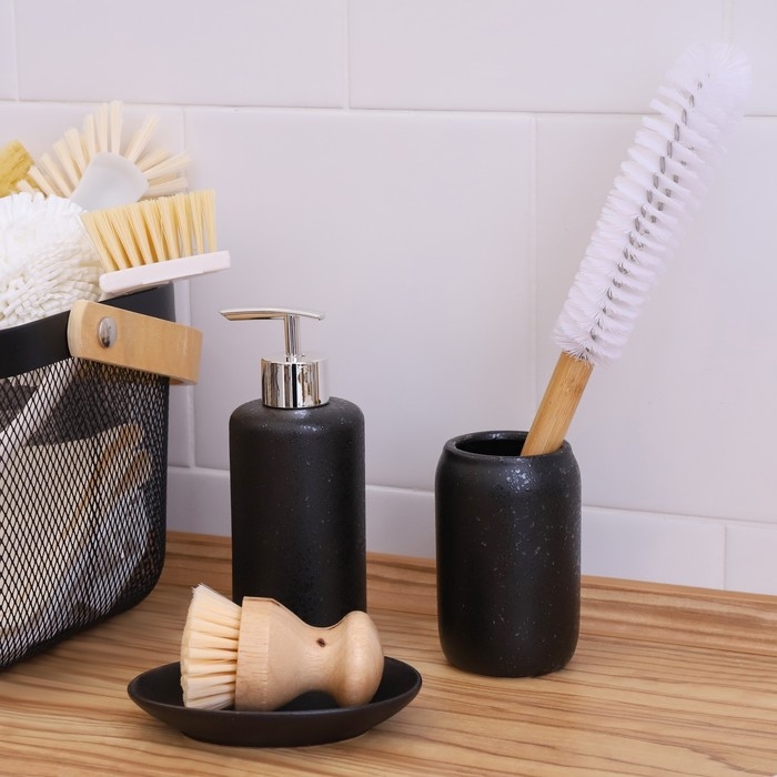 Набор аксессуаров для ванной комнаты Доляна &laquo;Венера&raquo;, 3 предмета (дозатор 350 мл, мыльница, стакан), цвет чёрный