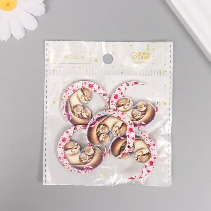 Декор для творчества дерево "Семья выдр" 3,7х3,6х0,3 см