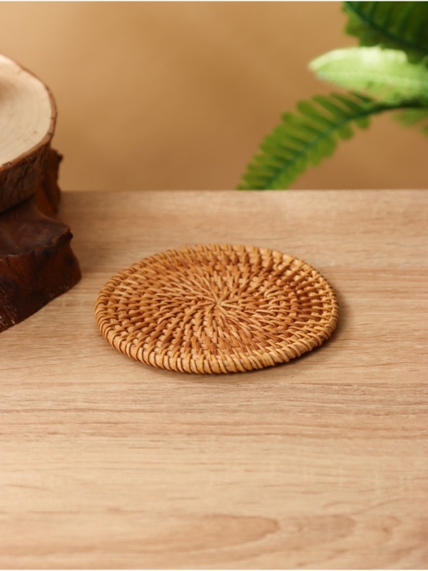 Подставка под горячее 10 см, ротанг