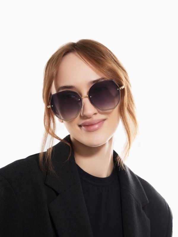 Очки солнцезащитные uv 400, дужка 14.7 см, ширина 13.8 см, линза 5.7&times;6 см