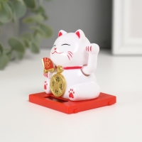 Маятник пластик "Белый Манэки-нэко с веером и монеткой" 5х5х5 см