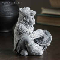 Сувенир "Шаман в шкуре медведя с бубном" 8,5см