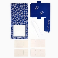 Коробка под 9 конфет с ячейками &laquo;Снежинки&raquo; 14.8 х 13.5 х 3.5 см, Новый год