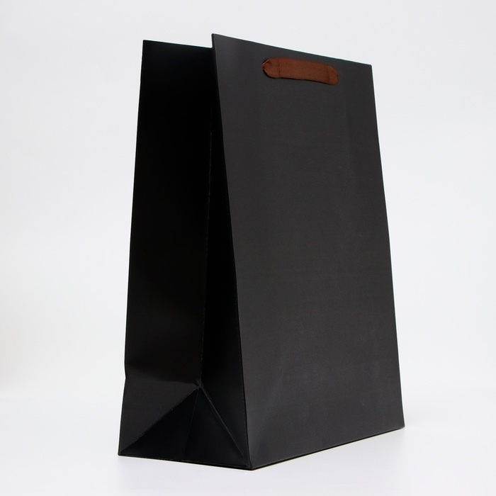 Пакет ламинированный &laquo;Черный&raquo;, M 26 &times; 32 &times; 12 см