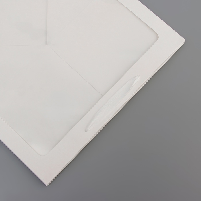 Пакет крафт с квадратным дном и окном  40 Х 40 Х 40 см белый