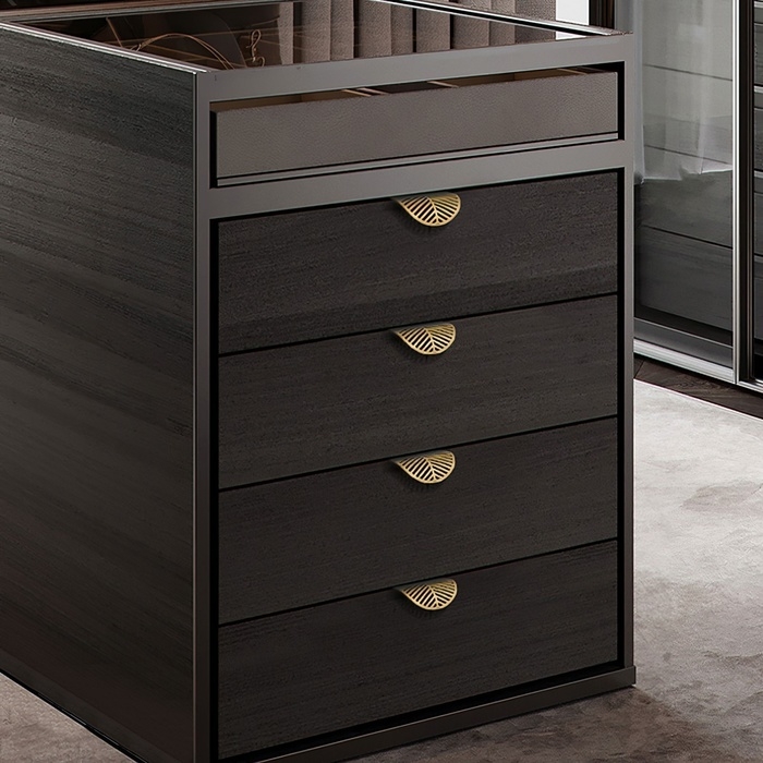 Ручка CAPPIO, м/о 32 мм, с узором, цвет матовое золото