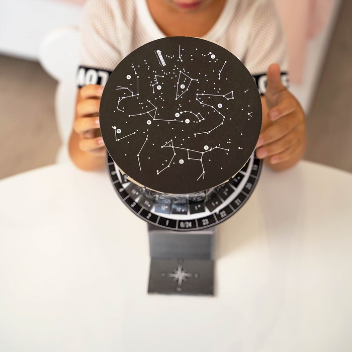 Набор для опытов &laquo;Небесный атлас&raquo;, работает от батареек