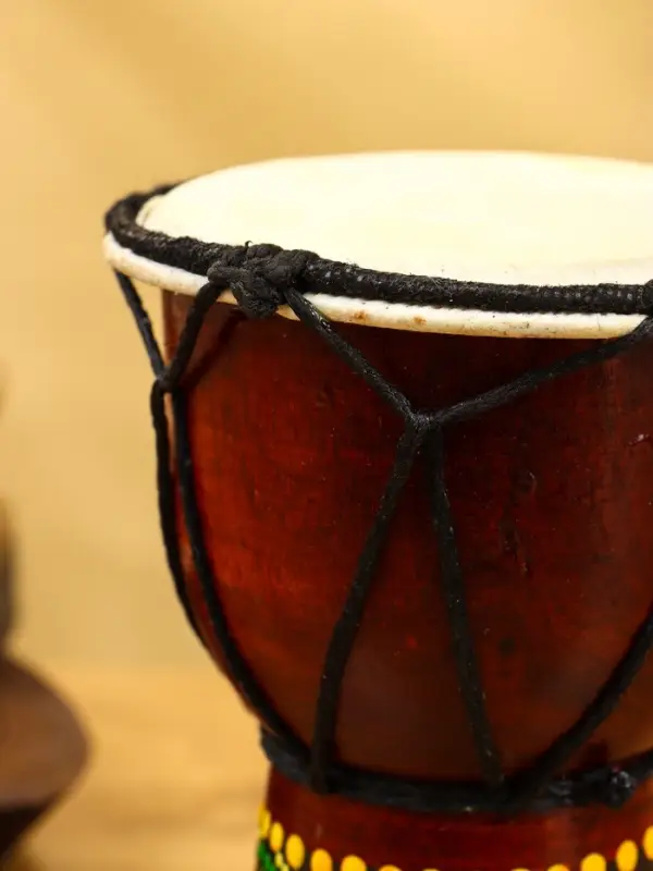 Сувенирный музыкальный инструмент "Барабан Джембе" махагон, 9х9х15 см, МИКС