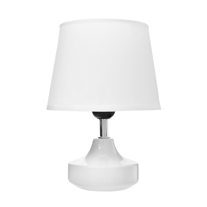 Настольная лампа с абажуром RISALUX &laquo;Блеск&raquo;, 1&times;40 Вт, Е27, белый, 17&times;17&times;24 см