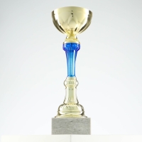 Кубок 132B, наградная фигура, золото, подставка камень, 24 &times; 8 &times; 7 см.