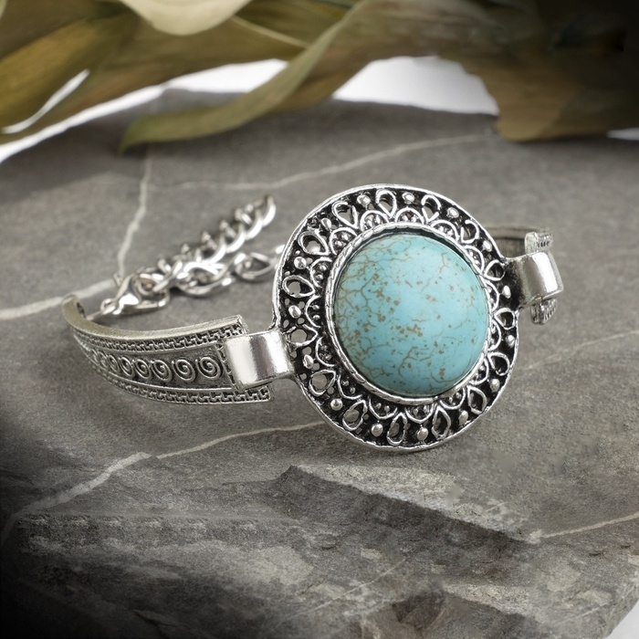 Браслет ассорти &laquo;Бирюзовый мир&raquo; круг, цвет голубой в серебре, L=19 см