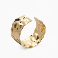 Браслет манжета &laquo;Мятый&raquo;, цвет золото