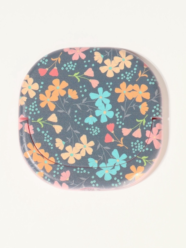 Зеркало карманное &laquo;Узор&raquo;, с подставкой, 8 &times; 8 см, цвет чёрный