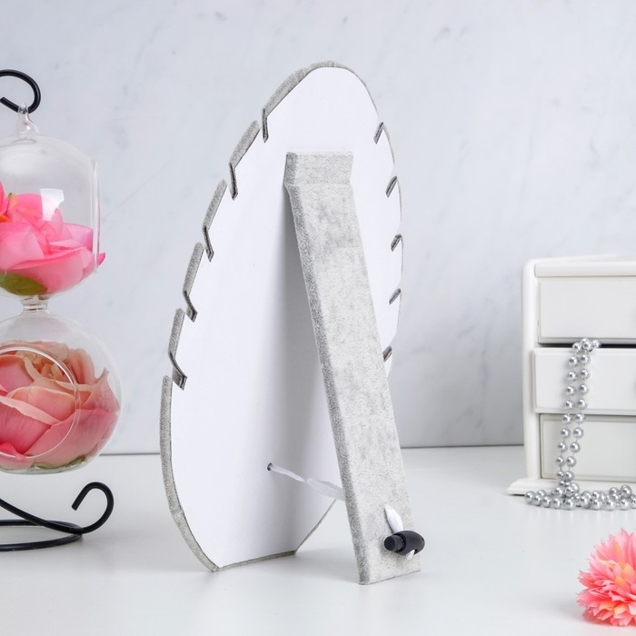 Подставка под кулоны, цепи &laquo;Овал&raquo;, 20&times;1,5&times;28 см, цвет серый