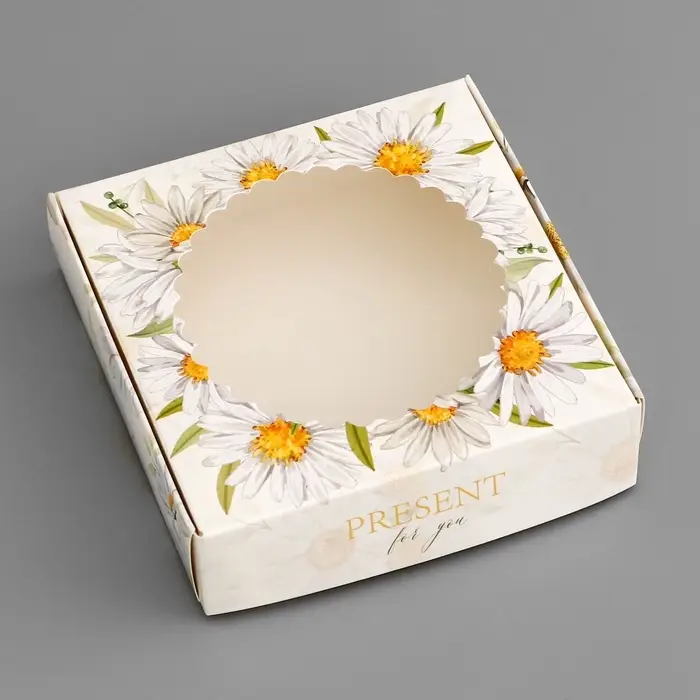 Коробка подарочная сборная с окном, упаковка, &laquo;Презент&raquo;, 11.5&times;11.5&times;3 см