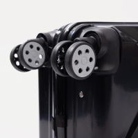 Чемодан малый 36 л (S), отдел на молнии, кодовый замок, цвет чёрный