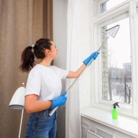 Окномойка с стальной ручкой и сгоном Raccoon, 25&times;17&times;105(148) см, 2 насадки из микрофибры