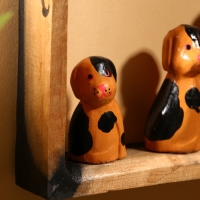 Сувенир интерьерный "Собаки в рамке" дерево 19х19 см