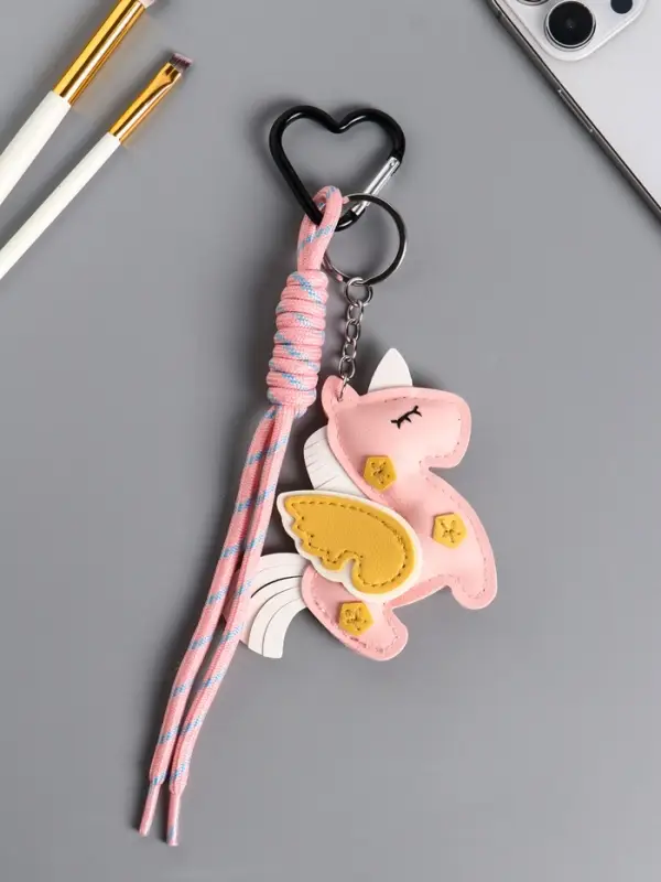 Брелок на карабине кожзам, текстиль "Единорог с крыльями" розовый, с узлом 24х10,5х1,5 см