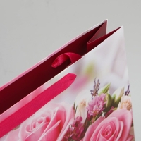 Пакет подарочный ламинированный, упаковка, &laquo;Любимая воспитательница&raquo;, L 28 х 38 х 9 см