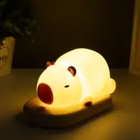 Ночник "Капибара на коврике" LED 3Вт 5V USB АКБ 9,3х15х13,2 см