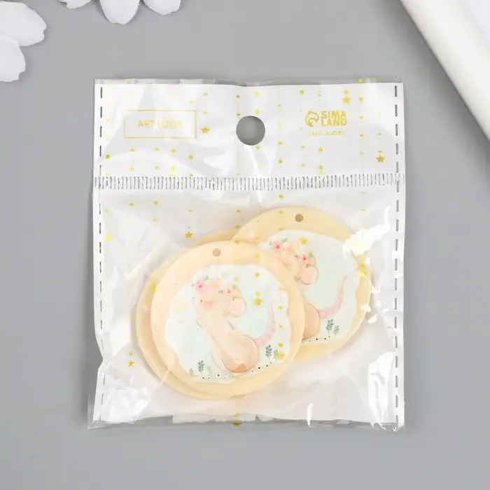 Декор для творчества акрил "Мышка в цветочном венке" 0,2х4х4 см