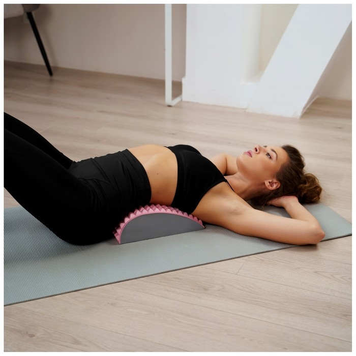 Массажный абмат (Abmat), подушка под поясницу 30&times;24&times;9,5 см, цвета МИКС