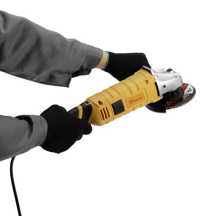 УШМ ТУНДРА, с регулировкой оборотов, 1100 Вт, 3000 - 10500 об/мин, 125 мм