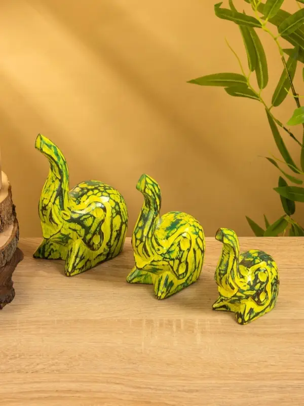 Набор сувенирный &laquo;Слоники&raquo;, h=17 см, h=15 см, h=12 см, дерево