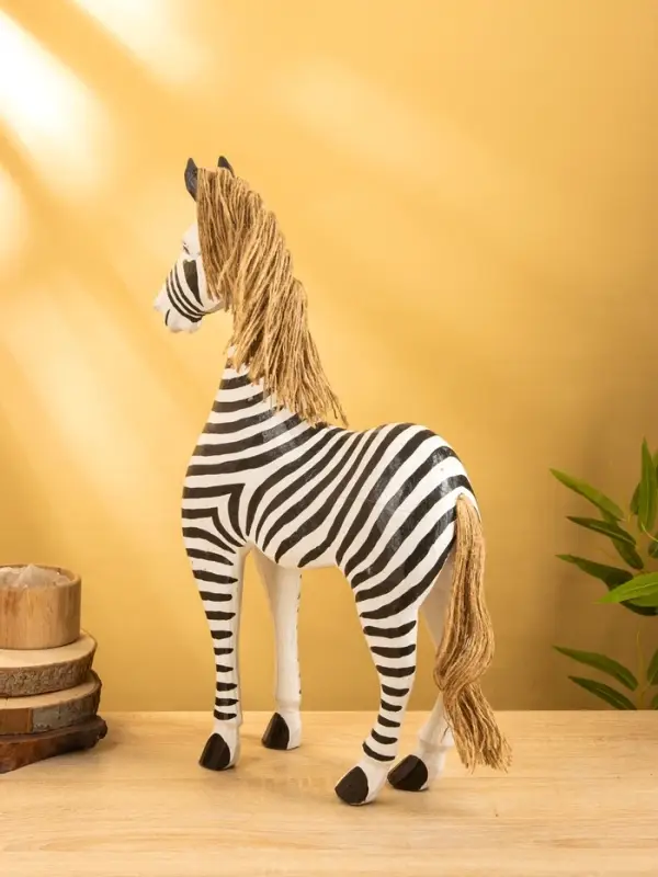 Сувенир "Зебра" дерево 33х11х53 см, цв. чёрно-белый