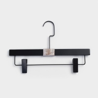 Вешалка для брюк и юбок LaDо́m Black Lotus, 35&times;1,1&times;24 см, длинный крюк, с зажимами, цвет чёрный