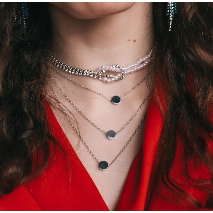 Бусы &laquo;Узел&raquo; шар №2, цвет белый в серебре, L=35 см